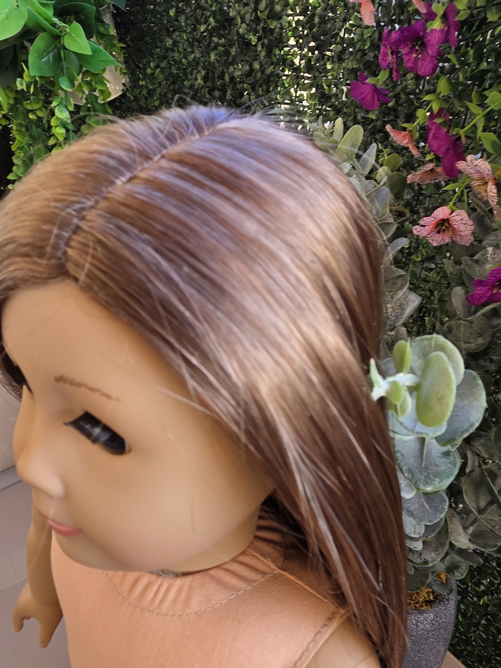 American Girl Brown-Haired Doll 2014 - Picture 11 of 16